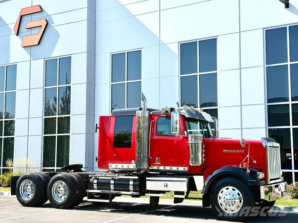 Western Star 4900 EX Vlačilci