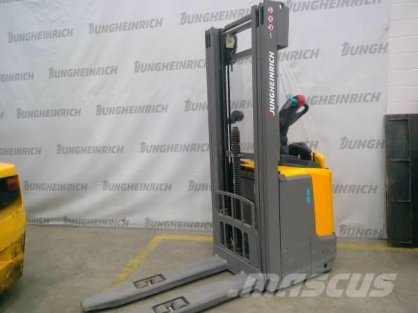 Jungheinrich ERC 212 Samopogonski ročni viličarji