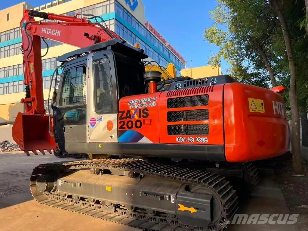 Hitachi ZX 200-3 G Midi bagri 7t – 12t