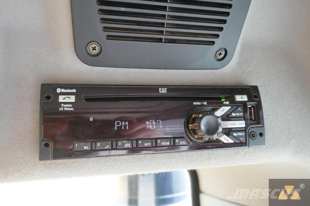 CAT 325F LCR Bagri goseničarji