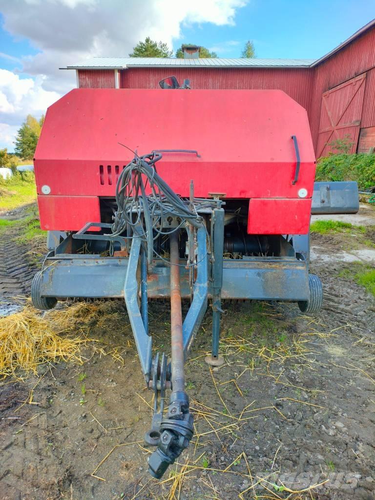Vicon RF135 Balirke (okrogle bale)