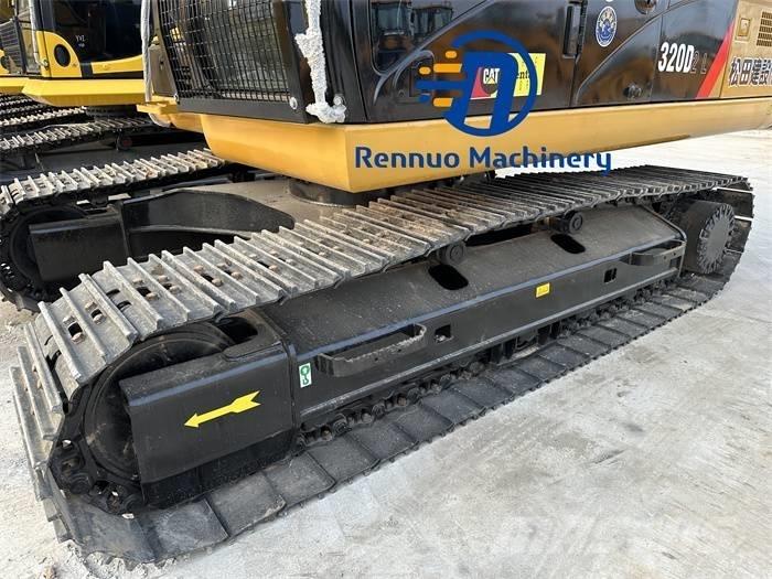 CAT 320 D2L Bagri goseničarji