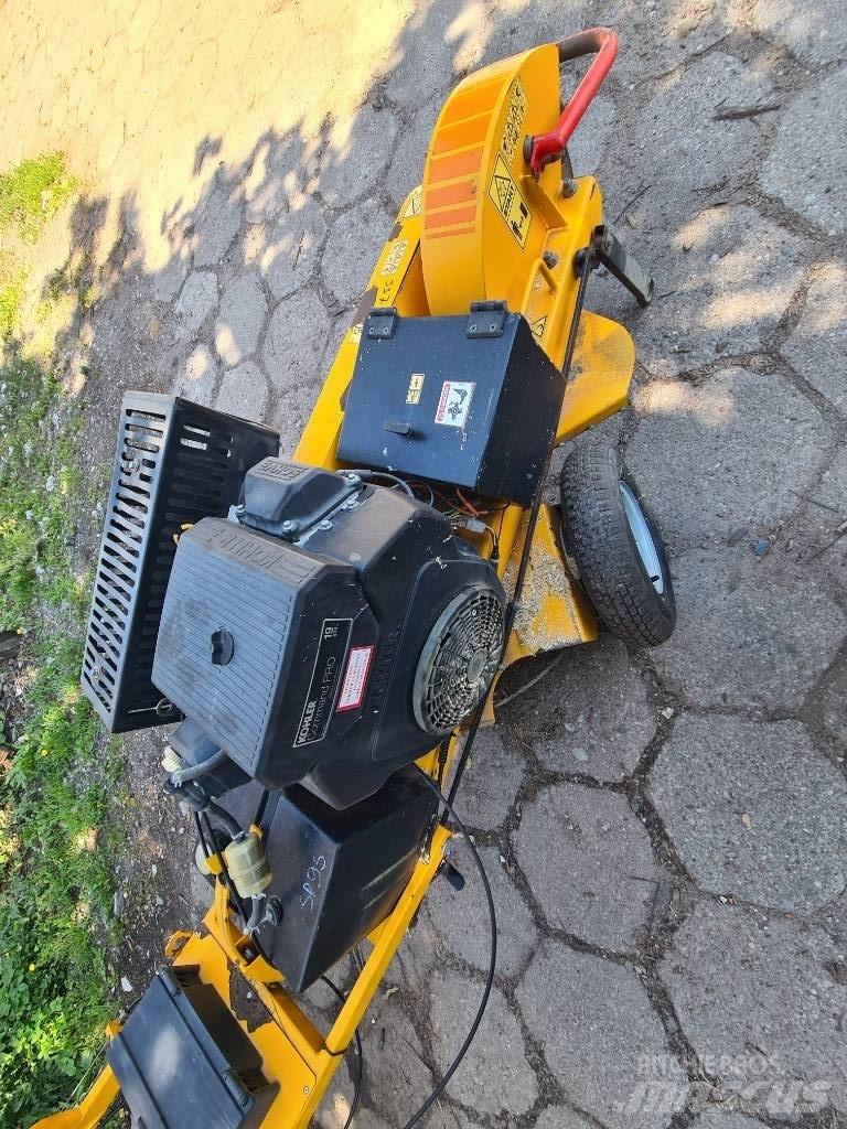  Laski F 460 Rezkalci panjev/štorov