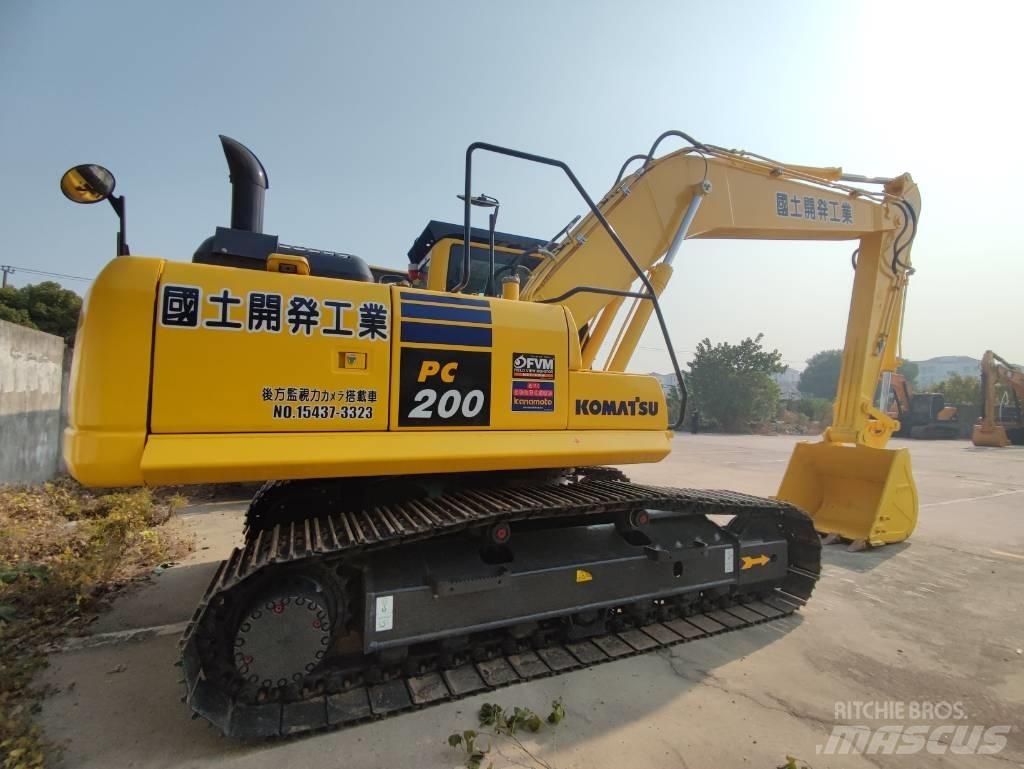 Komatsu PC 200-8 Bagri goseničarji