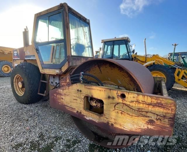 Komatsu JV110WA-HD Enojni valjarji