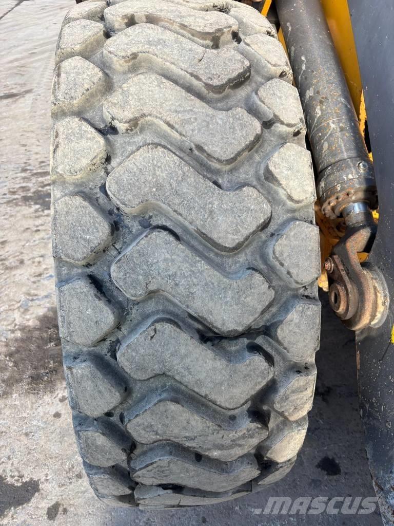 Volvo L 90 H Kolesni nakladalci