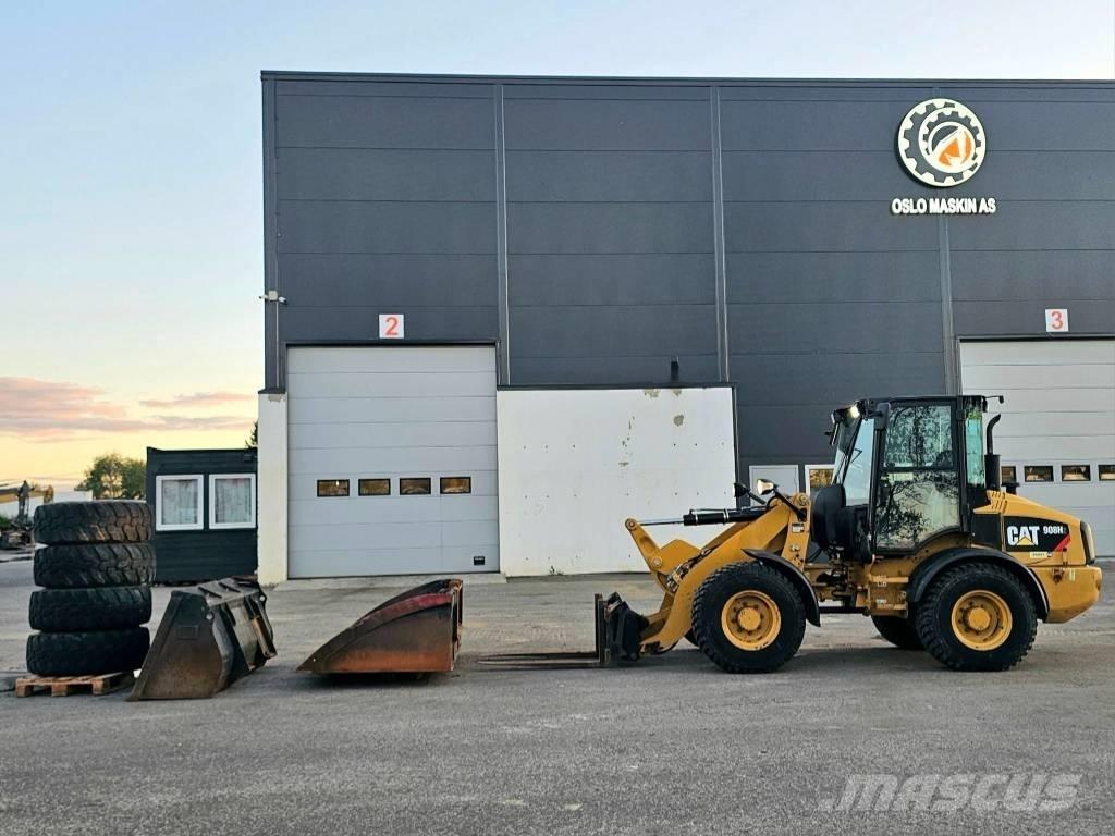 CAT 908 H 2 Kolesni nakladalci