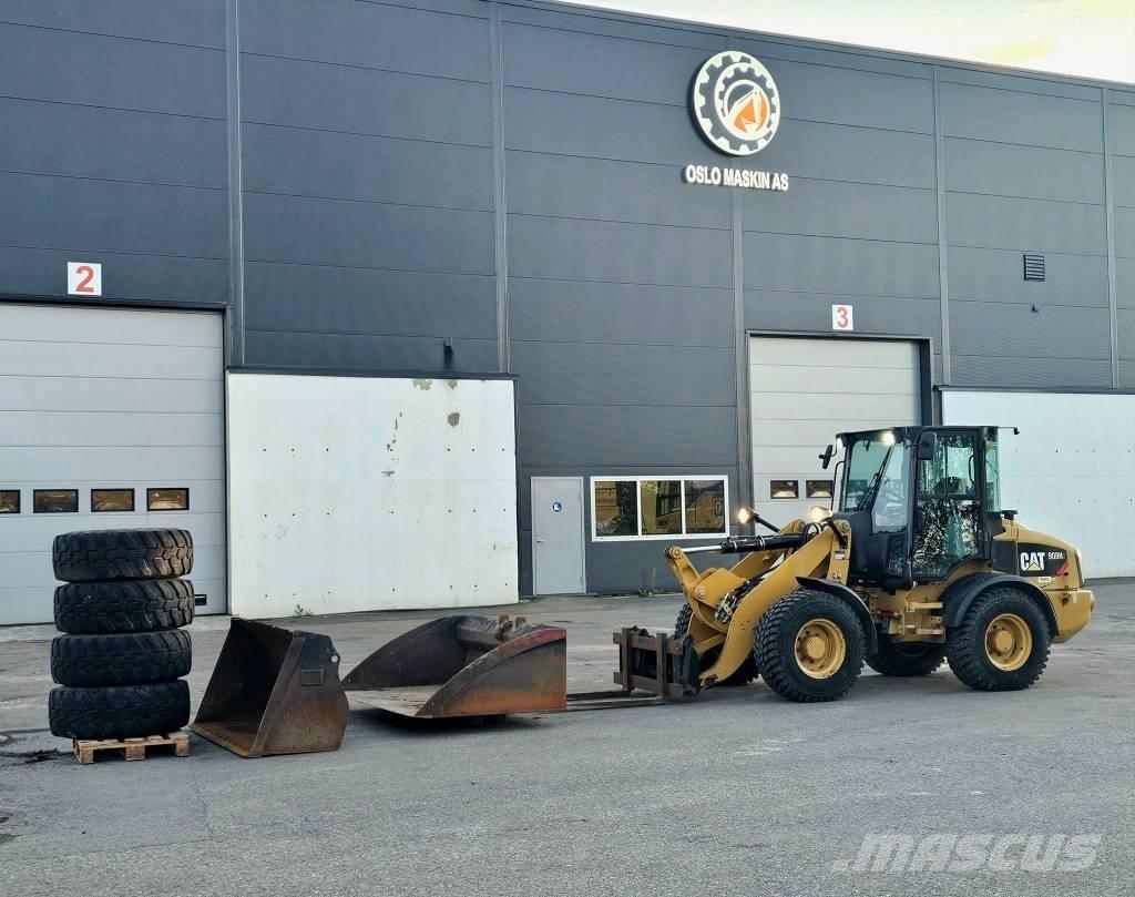 CAT 908 H 2 Kolesni nakladalci