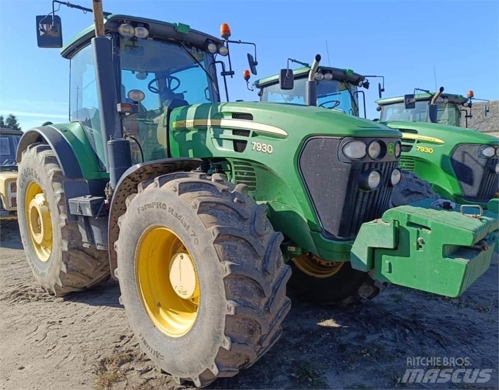 John Deere 7930 Traktorji