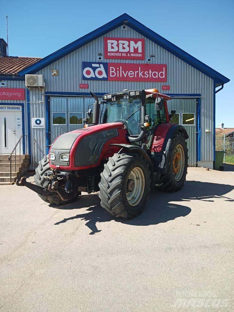 Valtra T 202 D Traktorji
