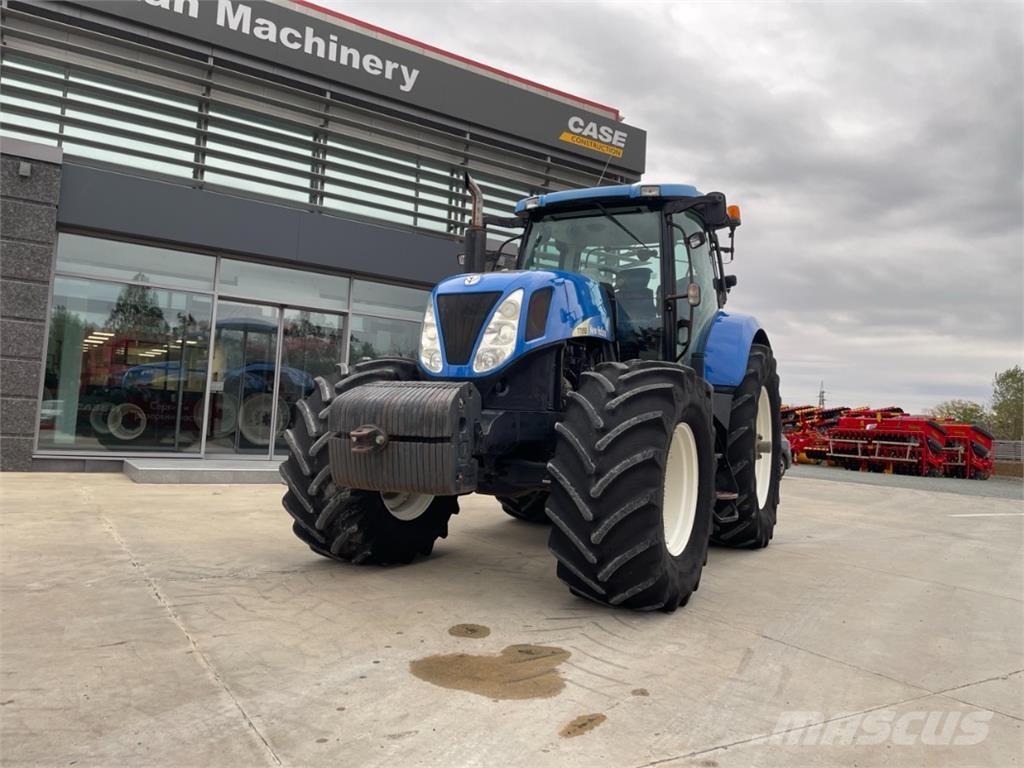 New Holland T7050 Traktorji