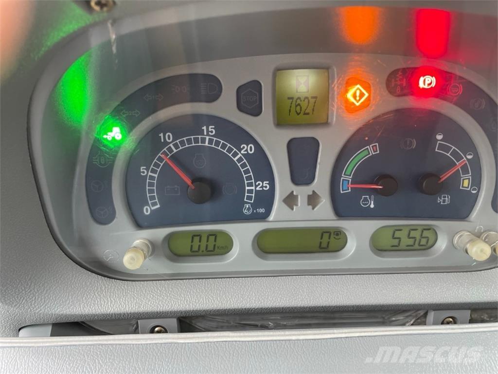 New Holland T7050 Traktorji