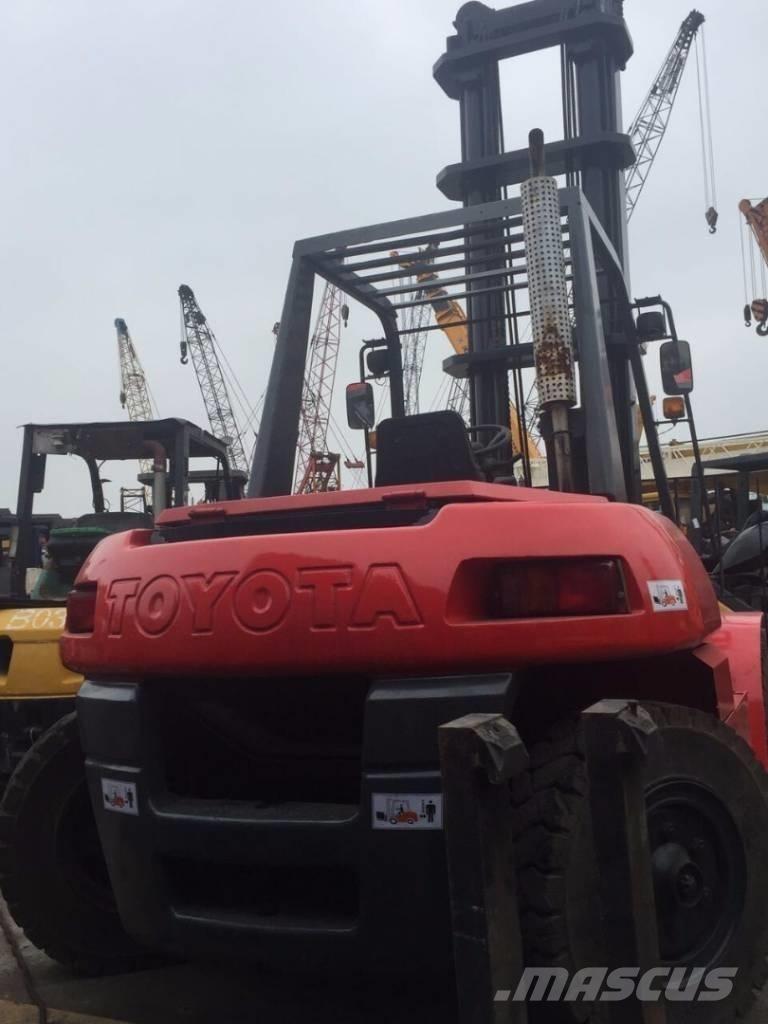 Toyota 8 Ton Dizelski viličarji