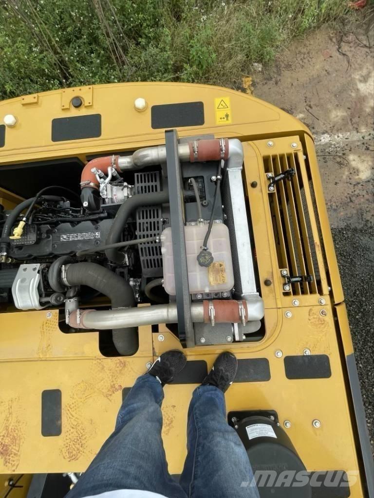 XCMG XE 200 DA Bagri goseničarji
