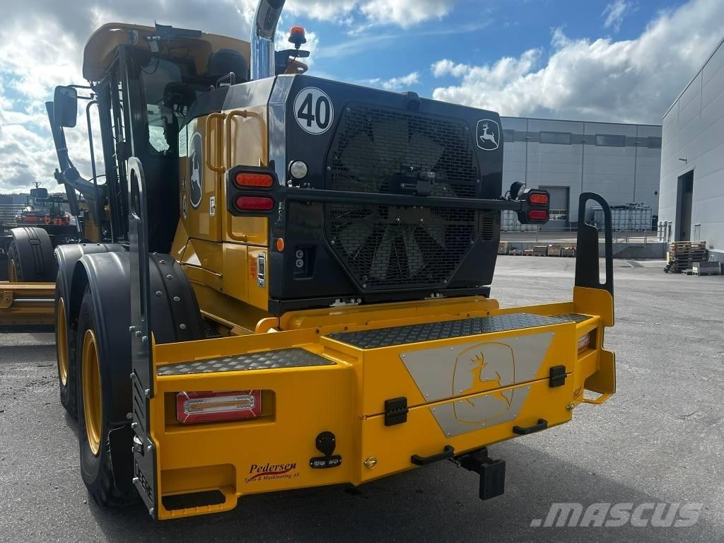 John Deere 672 GP Grederji