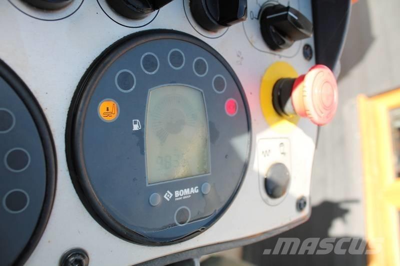 Bomag BW 135 AD-5 Dvojni valjarji
