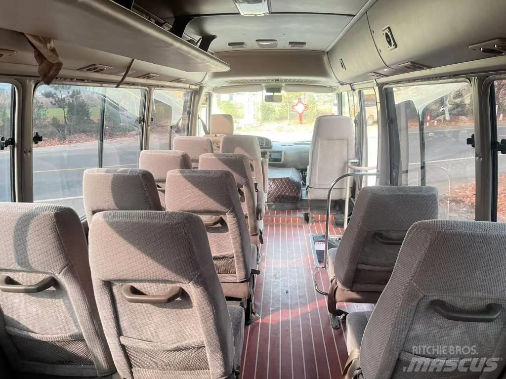Toyota Coaster Medkrajevni avtobusi