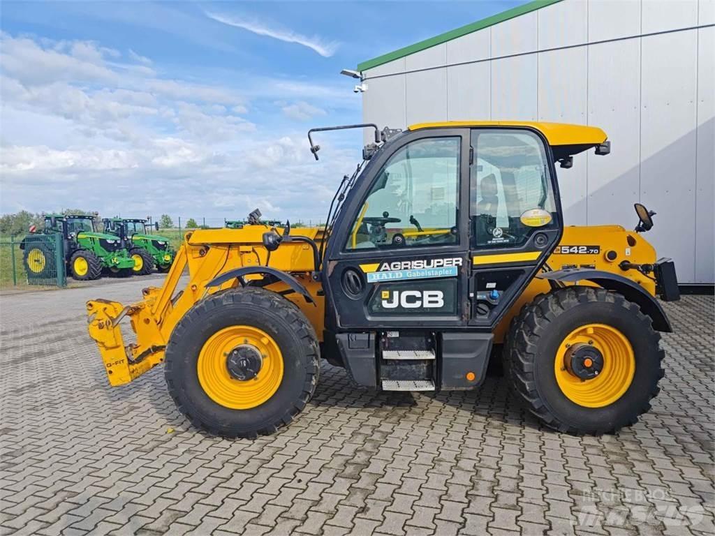 JCB 542-70 Kmetijski teleskopski nakladalci