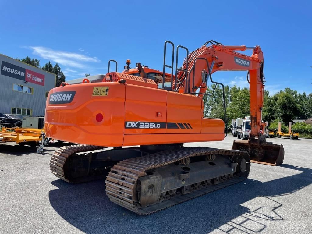 Doosan DX 225 LC-3 Bagri goseničarji
