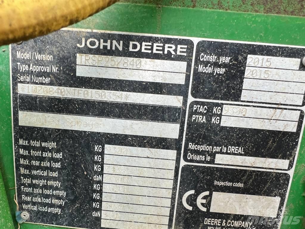 John Deere 840 Vlečne škropilnice