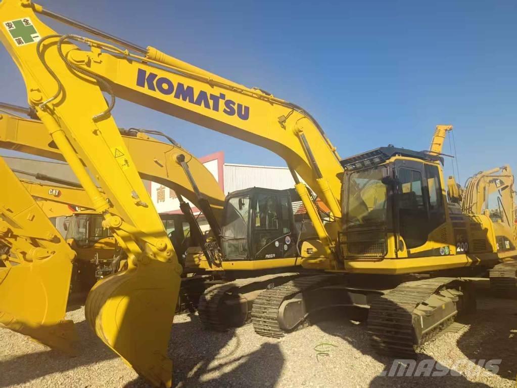 Komatsu PC 200 Bagri goseničarji