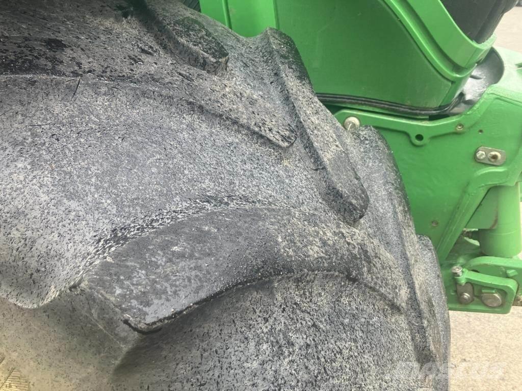 John Deere 6250R Traktorji