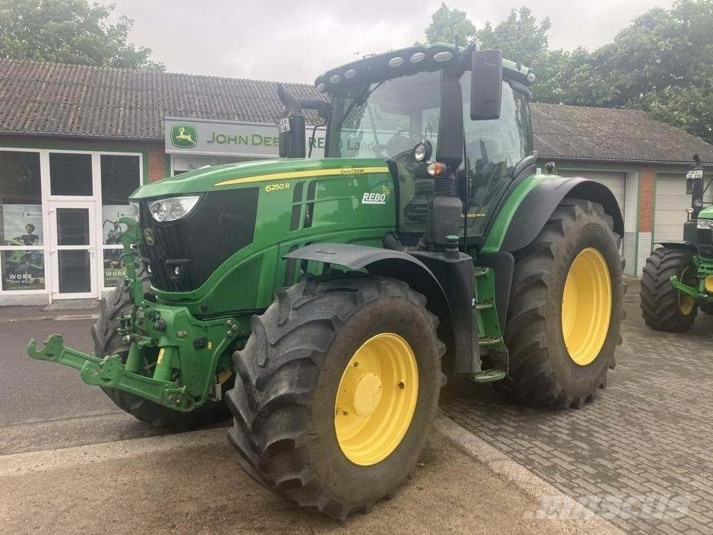 John Deere 6250R Traktorji