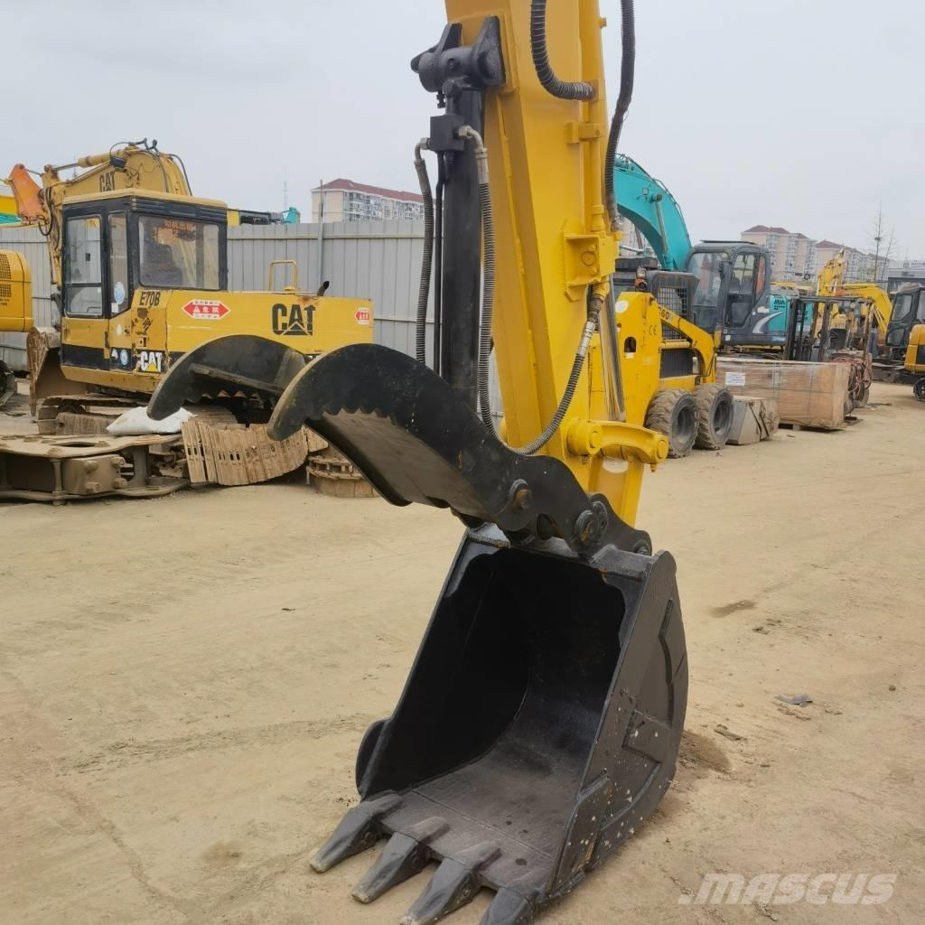 Komatsu PC78US Midi bagri 7t – 12t