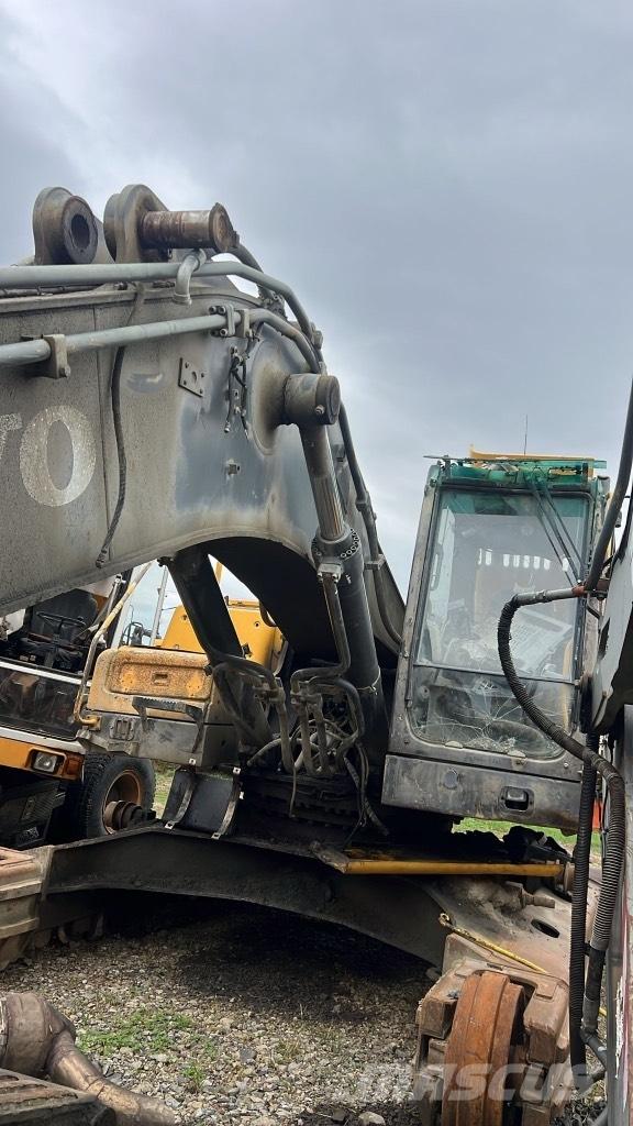 Volvo EC 360 L Kabine in notranjost