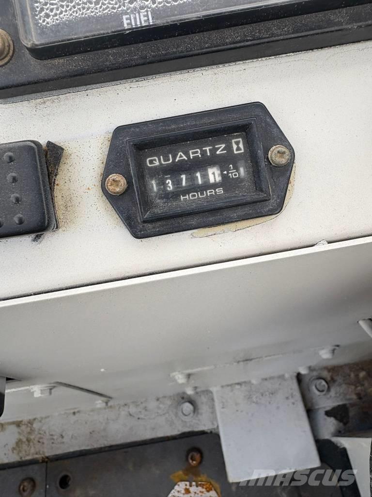 IHI IC 35 Demperji goseničarji