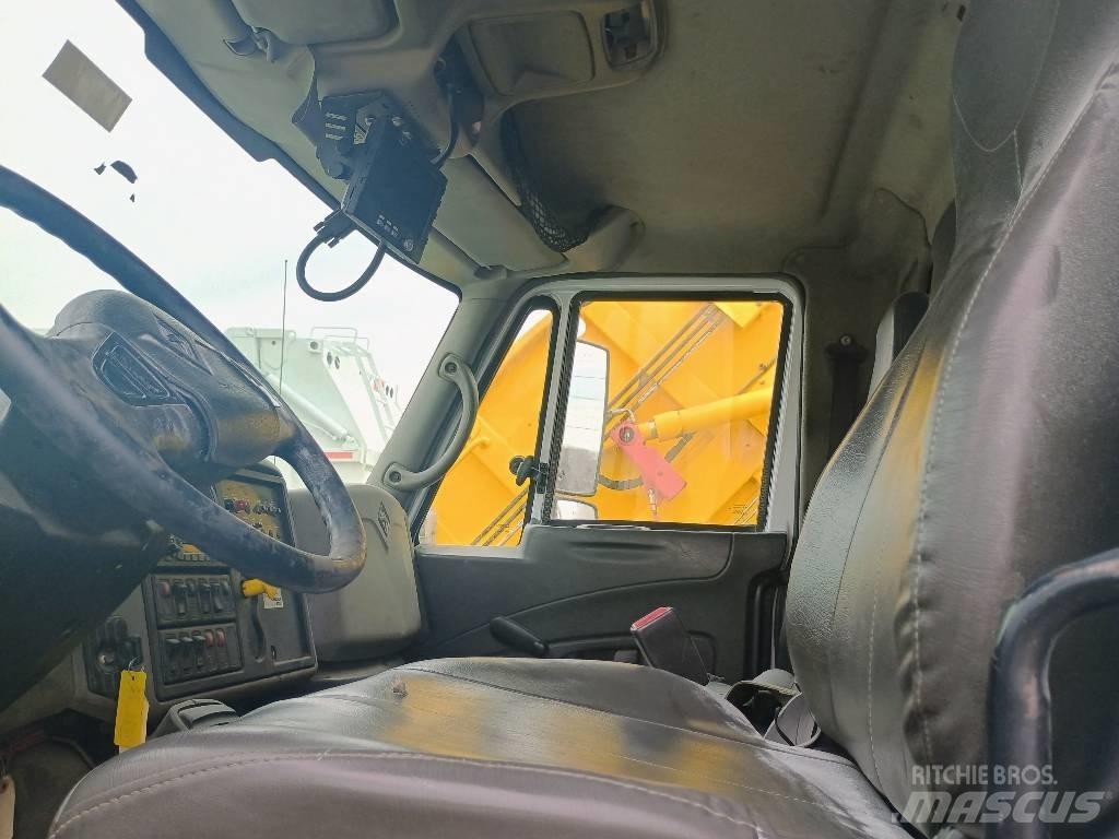 International 7400 Komunalni tovornjaki