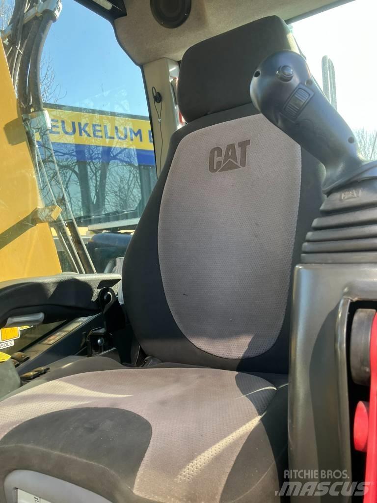 CAT M314F Bagri na kolesih