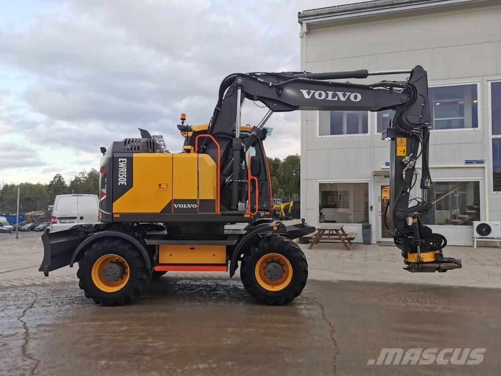 Volvo EWR 150 E Bagri na kolesih
