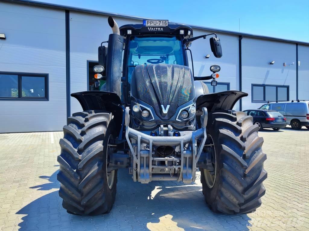 Valtra S 394 Traktorji