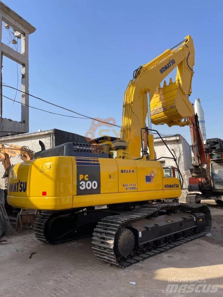 Komatsu PC 300 Bagri goseničarji