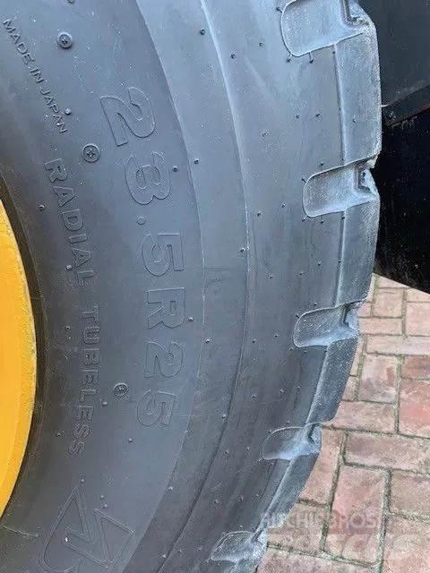 Volvo L120 H Kolesni nakladalci