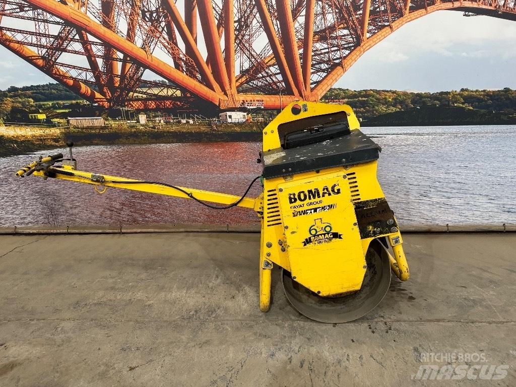 Bomag BW 71 E-2 Enojni valjarji