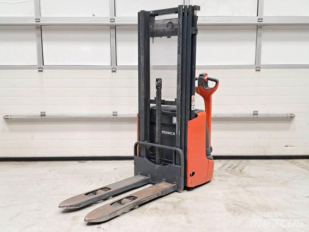 Linde L10 Ročni električni viličar