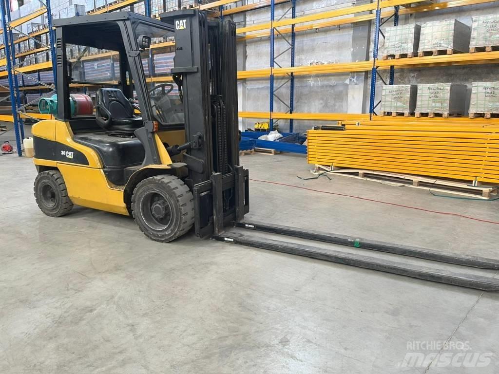CAT CAT GP30N Plinski viličarji
