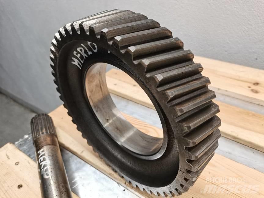 Merlo P 32.6 reducer Menjalnik