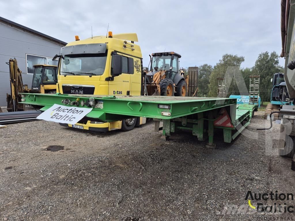 SM Trailer Polprikolice s ponjavo