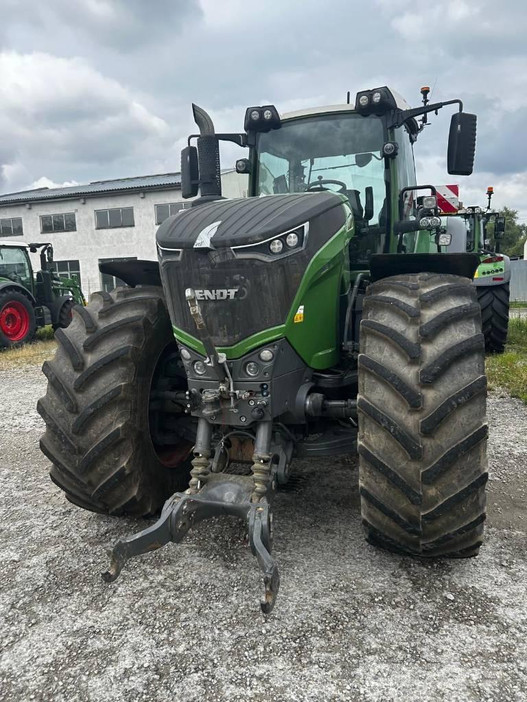 Fendt 1042 Rüfa Traktorji