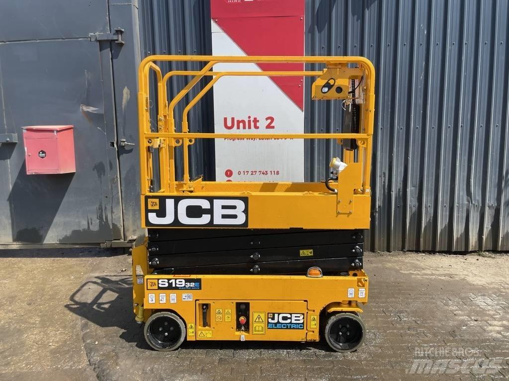 JCB S1932 EDRV Škarjaste dvižne ploščadi