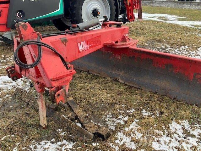 VM 300 JH Cestni plugi
