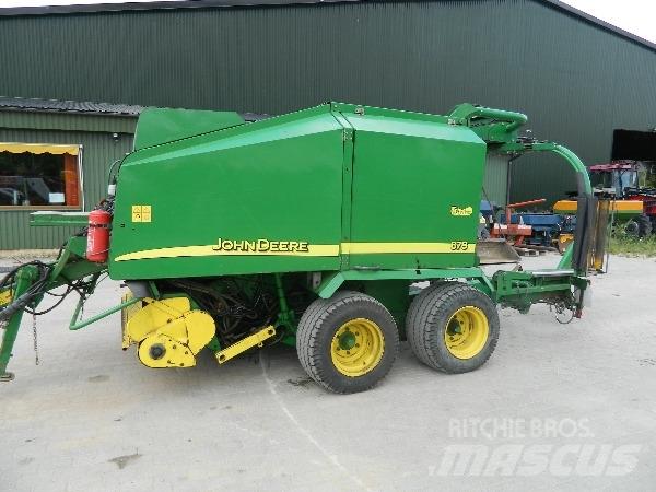 John Deere 678 Balirke (okrogle bale)