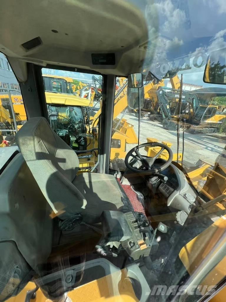 Volvo L 105 Kolesni nakladalci