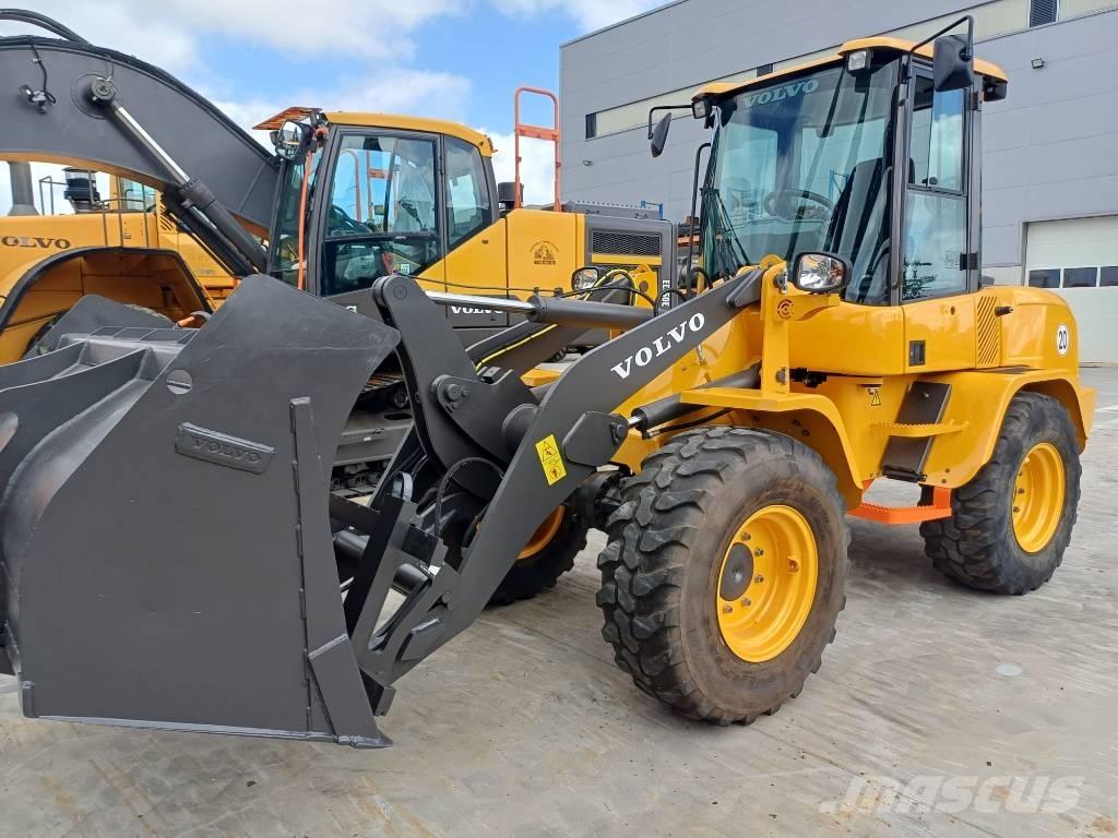 Volvo L 35 G Kolesni nakladalci
