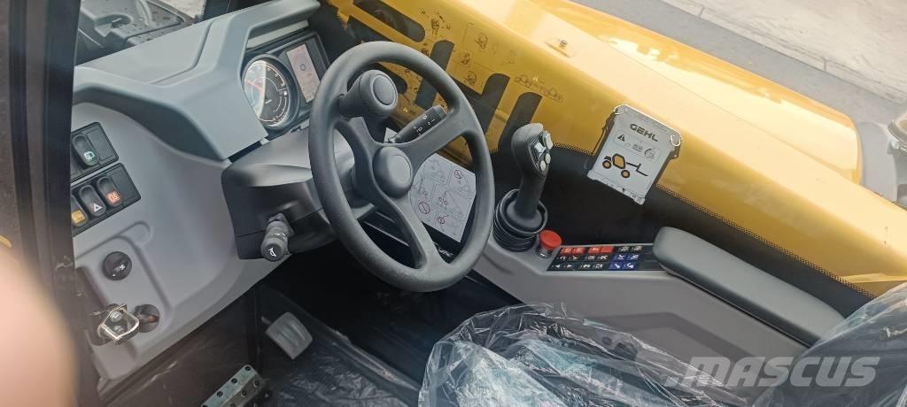 Gehl GCT 3-14+ Teleskopski viličarji