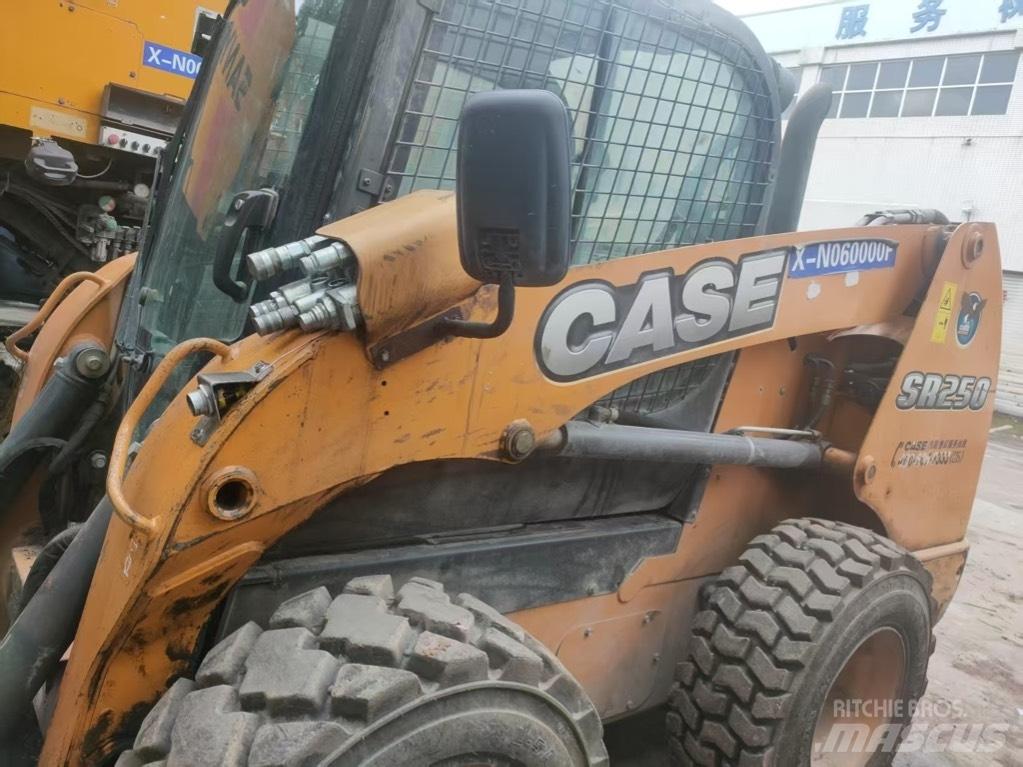 CASE SR 250 Skid steer mini nakladalci