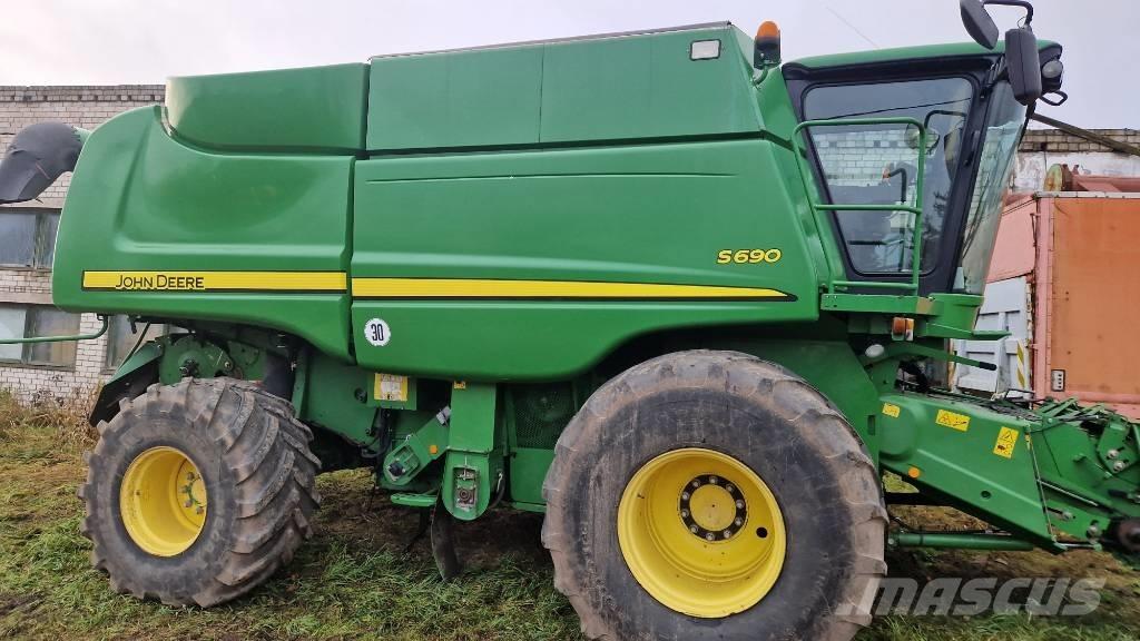 John Deere S 690 Kombajni